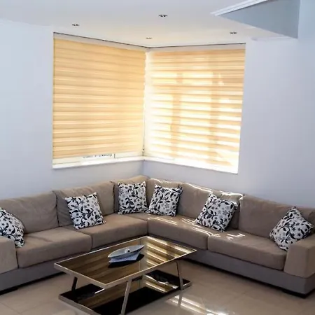 Salo Labinot i Poshtëm