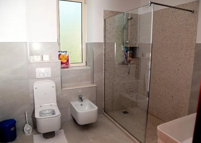 Salo Βίλα Labinot i Poshtëm
